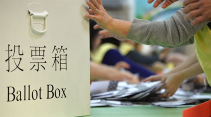 事情正在起变化！内地港人纷纷返港 决心投票制乱