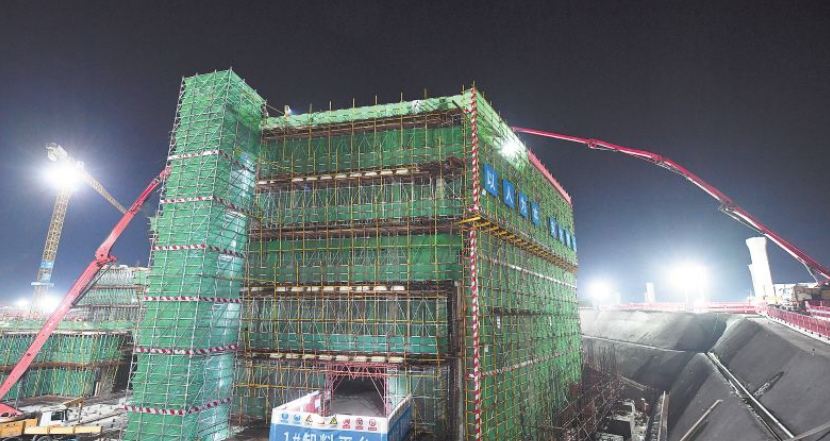 机场&ldquo;换乘之王&rdquo;拔地而起 长沙机场GTC项目首座单体建筑主体完工