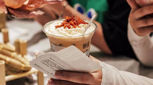 卖辣椒咖啡的&ldquo;茶颜&rdquo;，能做好&ldquo;苦&rdquo;生意吗？
