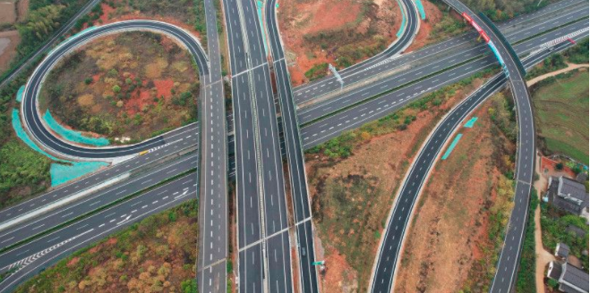 全长42.6公里双向四车道，宁韶高速公路28日通车
