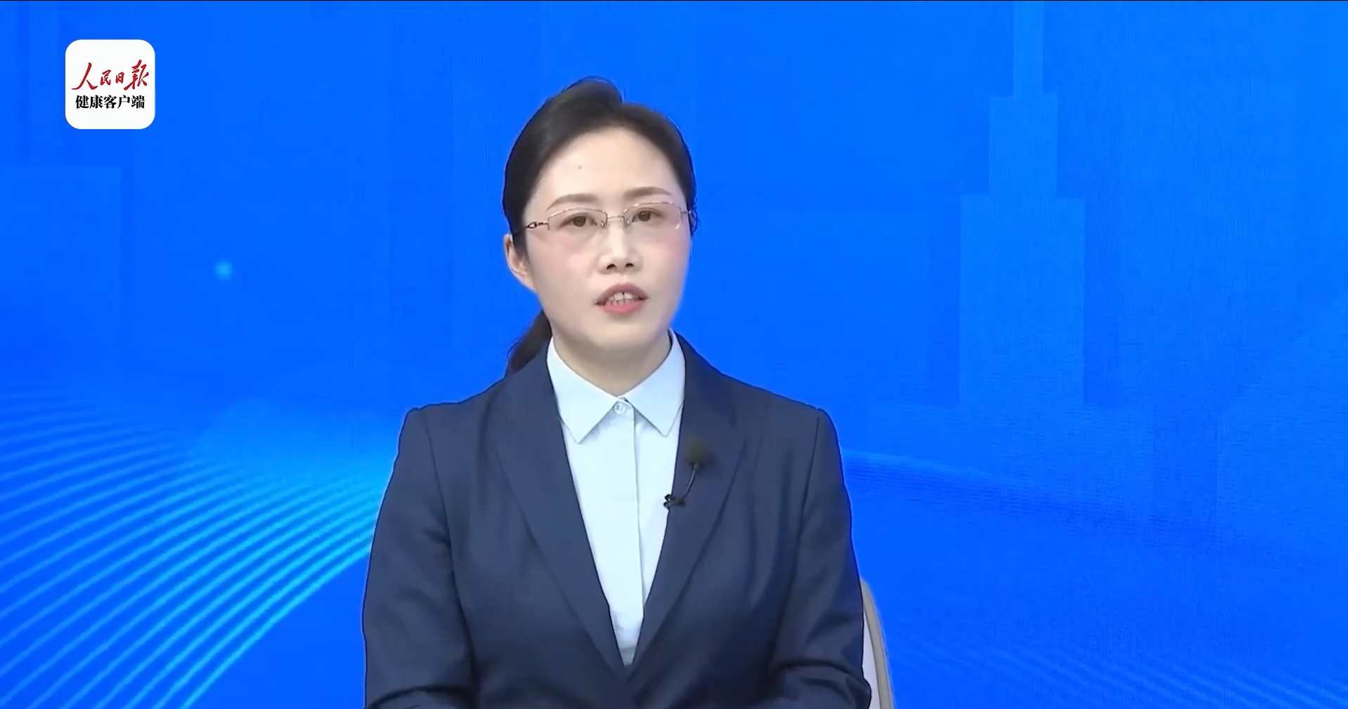 爱尔眼科医院集团白内障学组副组长唐琼燕医生做客人民日报健康客户端