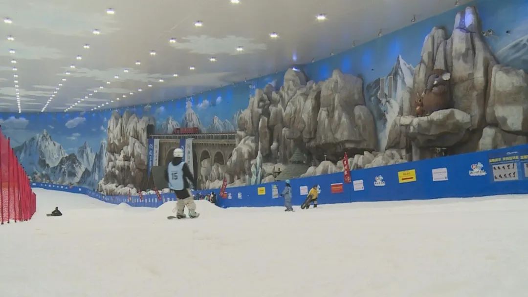 春暖花开踏青游 湖南旅游市场持续火爆