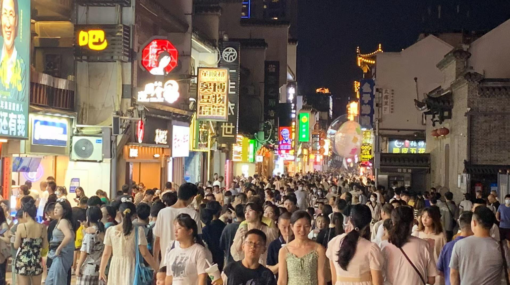 长沙秣马厉兵应对&ldquo;五一&rdquo;游客潮
