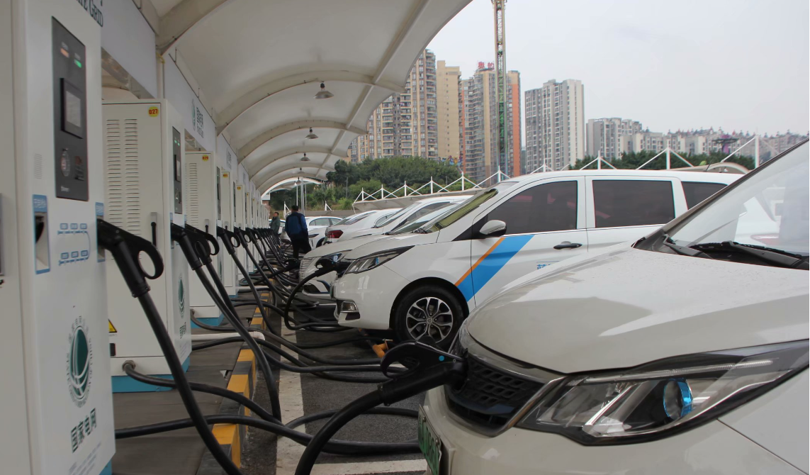 株洲：普通公路沿线将建64座充电站 9月底前完成建设