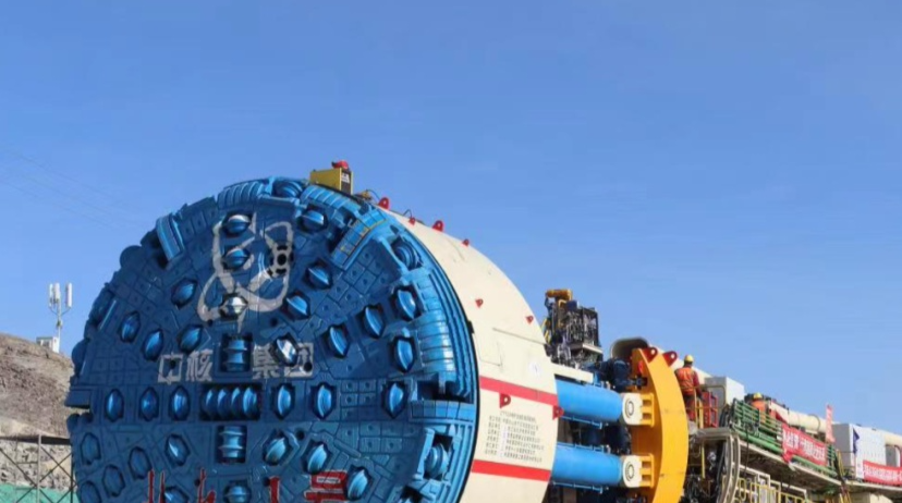 校企合作双向赋能 中国移动牵手湖南大学成立联合研究院