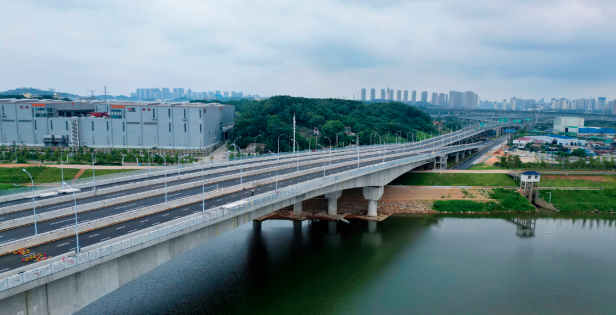 通车在即！湘府东路跨浏阳河大桥6月底前竣工移交