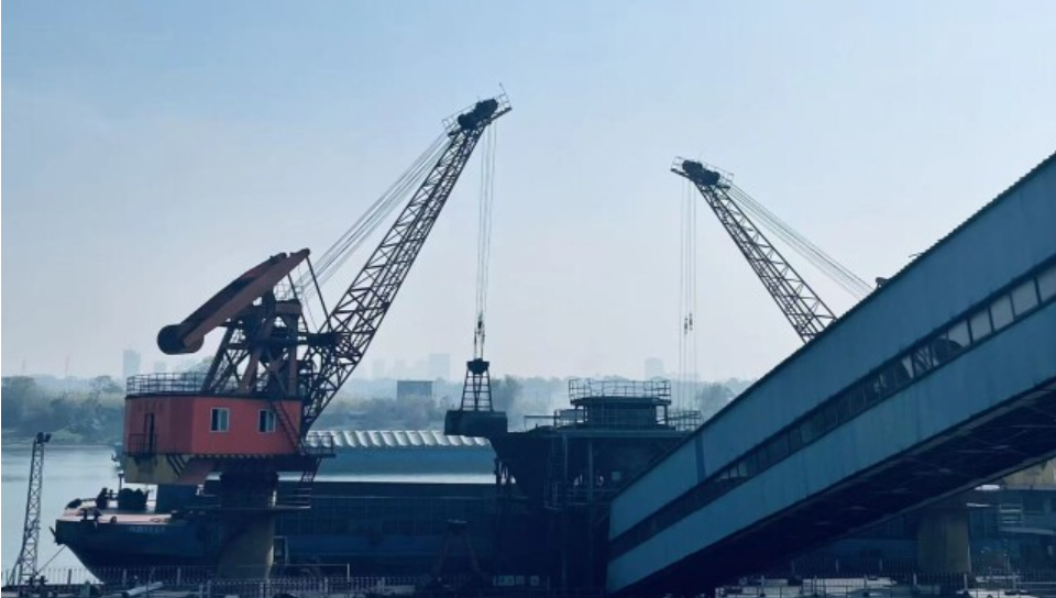 湘潭电厂迎燃煤接卸高峰