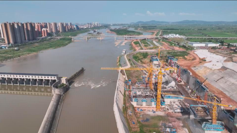 新建一2000吨级船闸，石澧航道青山枢纽工程交工验收