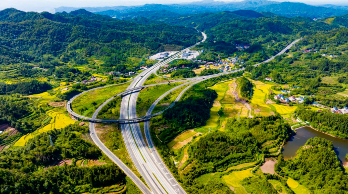 冲刺2026！湖南将重点推进31个高速项目，建设这6条高铁&hellip;&hellip;