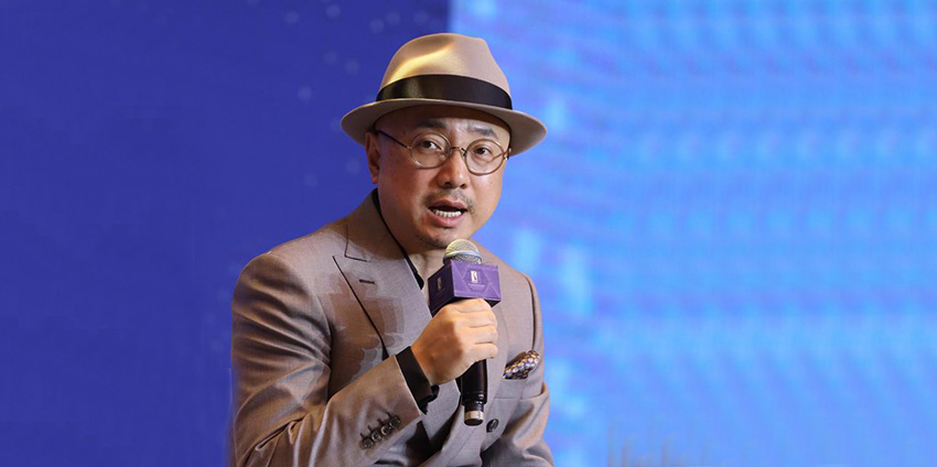 徐峥望中国电影引领全球华语片:拿金鸡像拿奥斯卡
