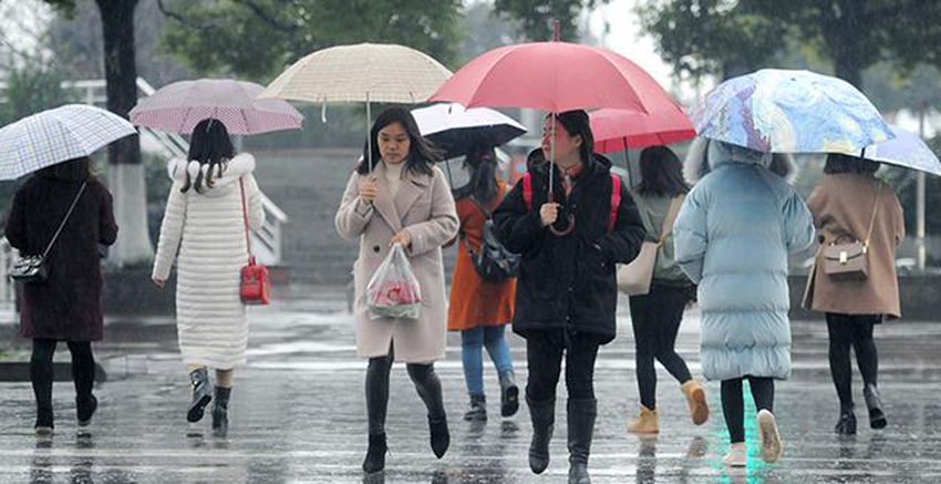 湖南湿冷天气将维持到12月 高寒山区有雨夹雪或冻雨