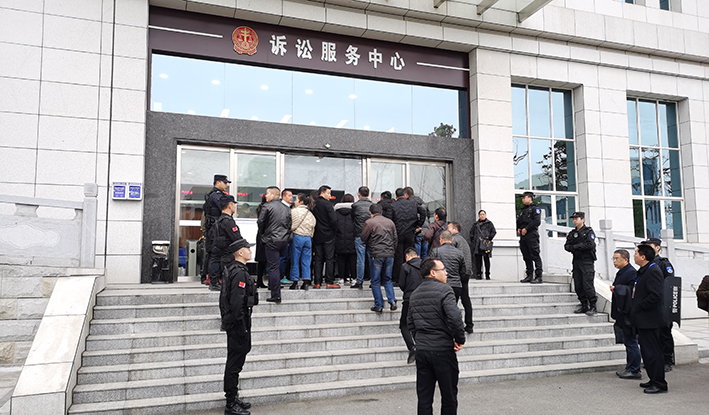 &ldquo;操场埋尸案&rdquo;细节和作案动机披露：嫌犯将邓世平迷晕后锤杀