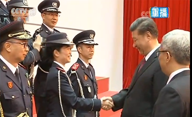 习近平会见澳门特别行政区纪律部队代表