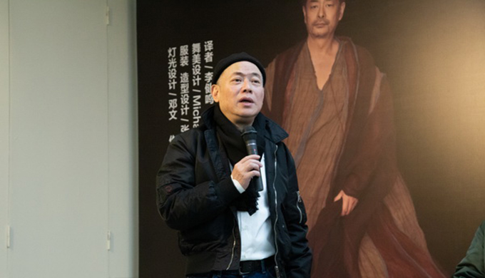 濮存昕胡军第二次同台演出《哈姆雷特》，2020巡演开启