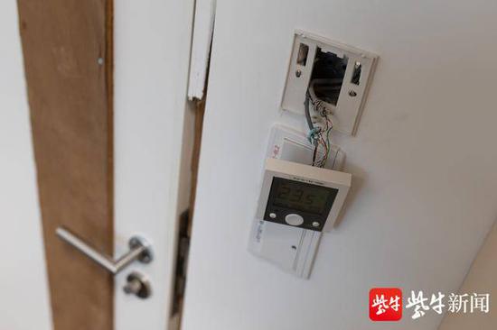须江教授的办公室还没修好