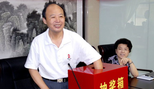 湖北退休厅官&ldquo;拒不入院&rdquo;？社区书记还原事件始末