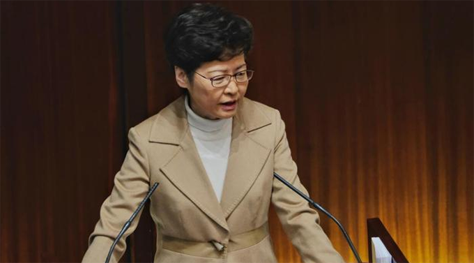 港府：林郑月娥和所有政治任命官员捐出1080万港元抗疫
