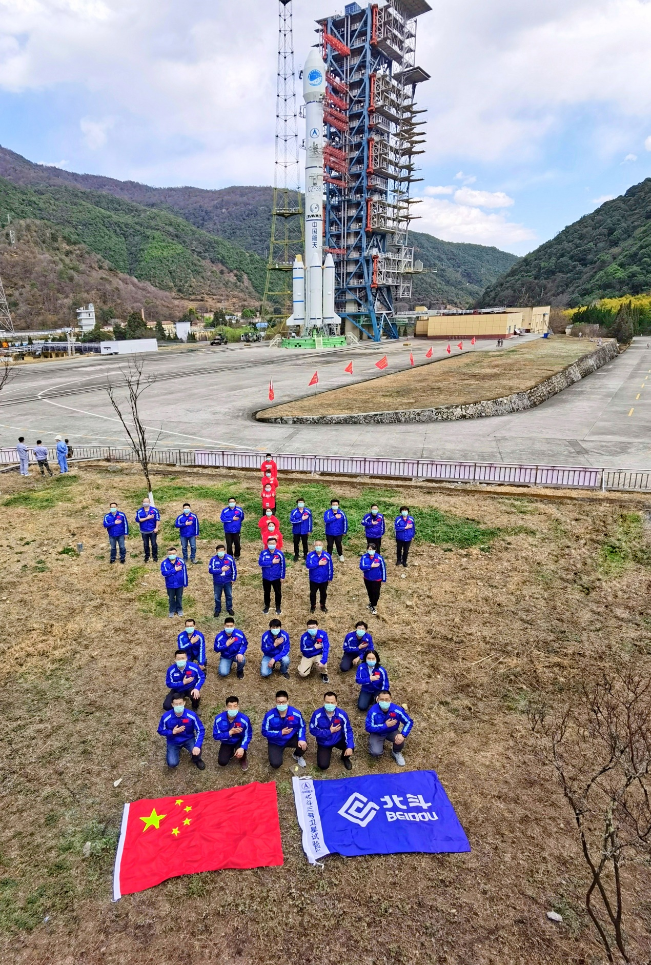 “吉星”团队合影。&nbsp; 航天五院供图