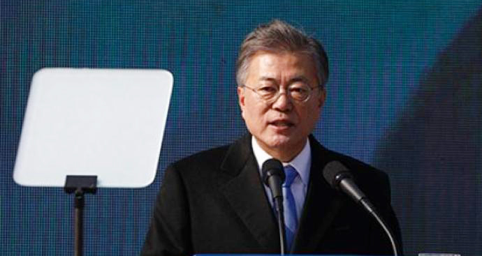 韩国民调：文在寅支持率创新高，攀升至61%