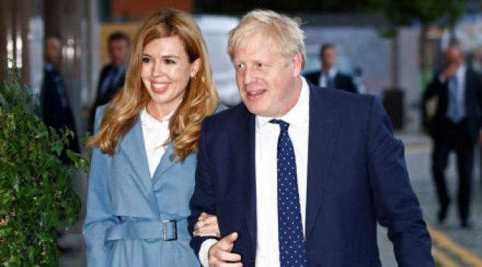 外媒：英首相约翰逊未婚妻诞下男婴，母子平安