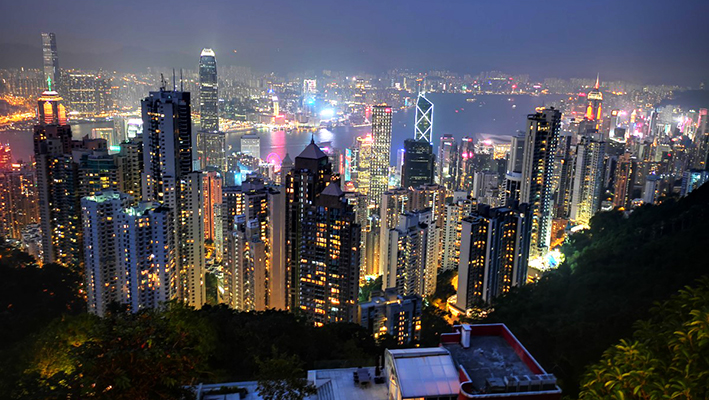 香港发布最新数据：旅客下跌99.9%，平均每日仅百人