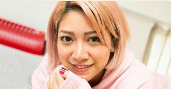 日本美女摔跤手去世，疑因网络暴力而自杀