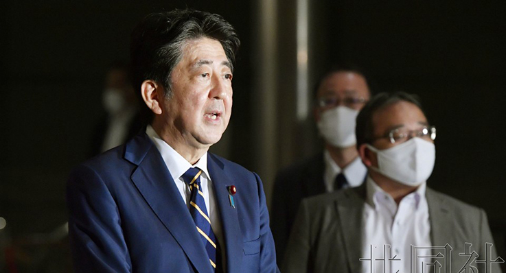 安倍敦促下届政府加强对敌基地攻击能力，系卸任前罕见表态