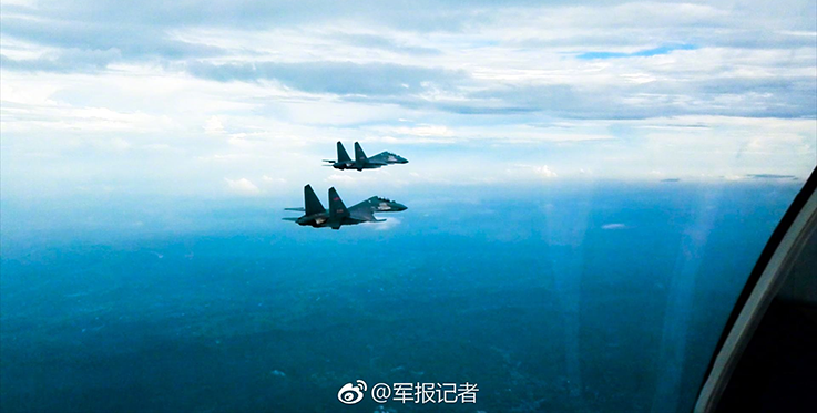 台媒：台军2架战机升空，被6架解放军战机包夹