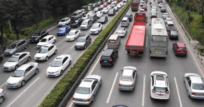 交通运输部：10月5日全国高速公路流量预计超5000万辆
