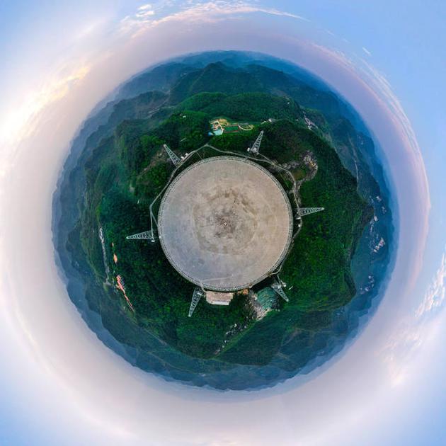 3月28日拍摄的“中国天眼”全景(维护保养期间拍摄,无人机照片)。