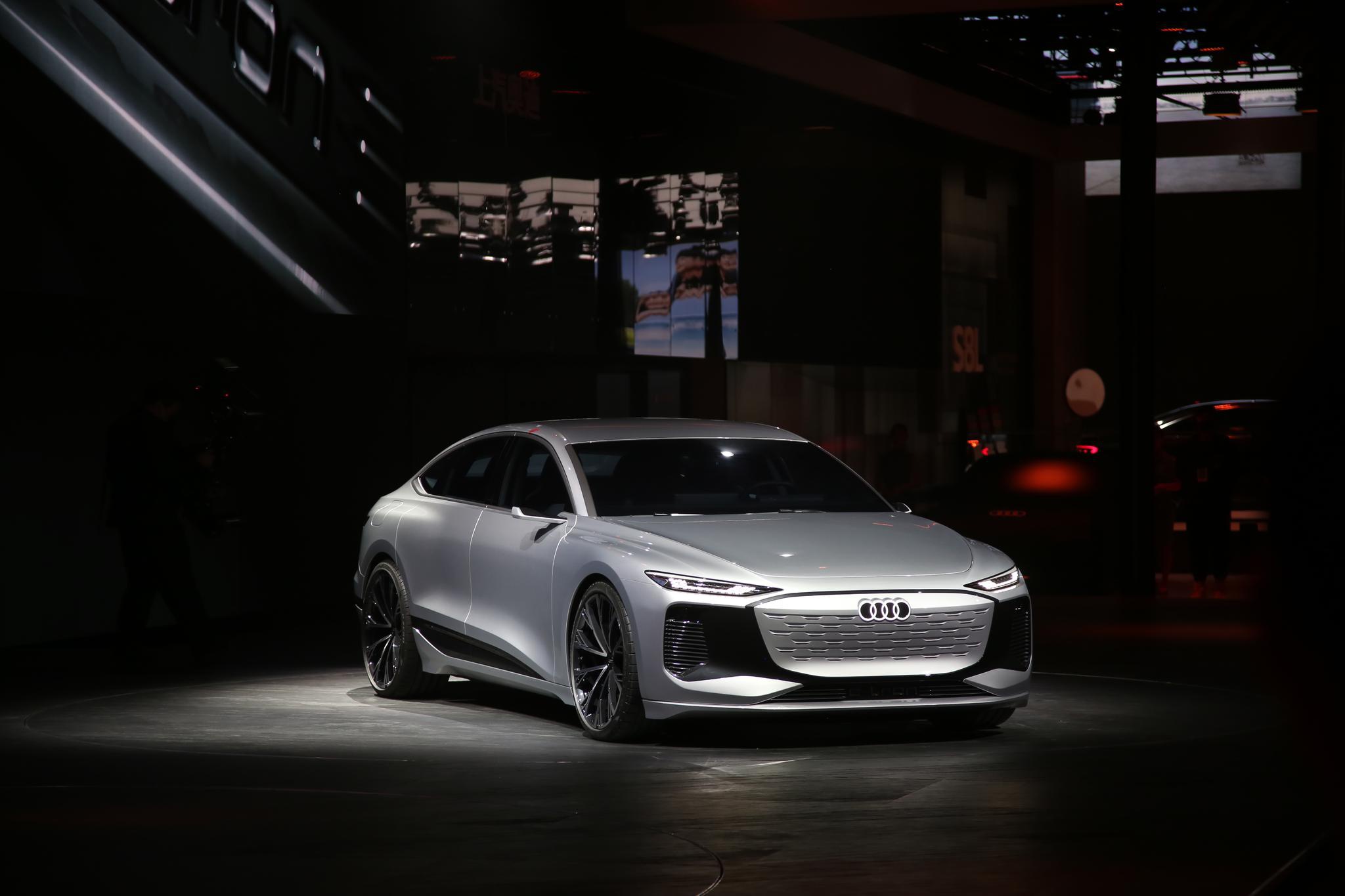 2021上海车展:奥迪A6 e-tron概念车全球首发