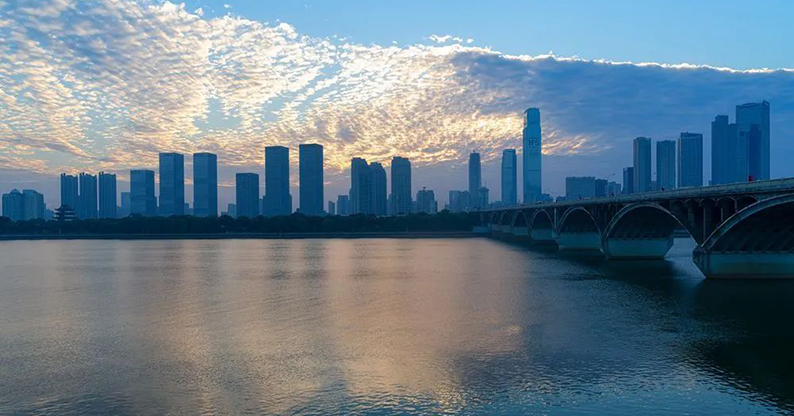 长沙市常住人口破千万！与十年前比增加300万