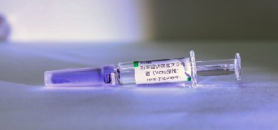 新冠疫苗第二针比第一针疼？专家：没科学依据，属个体差异
