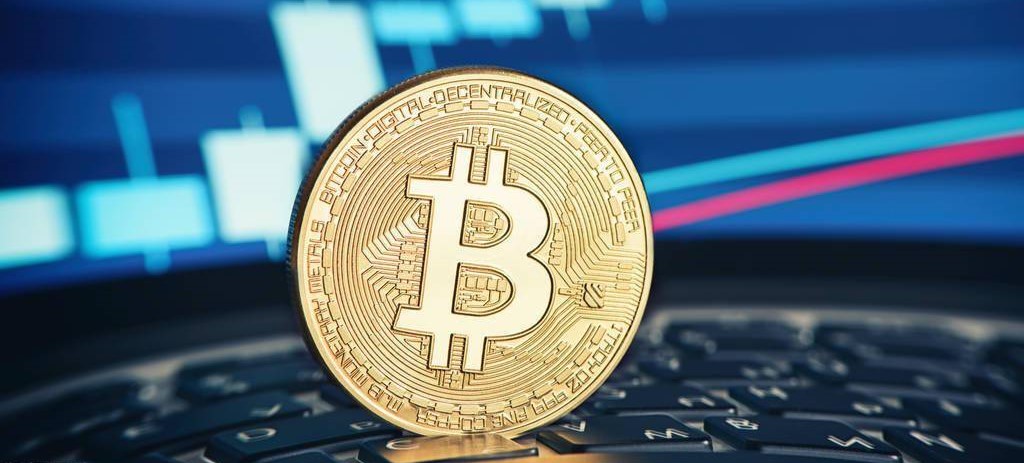 比特币跌穿3万美元后V形反弹！收复3.2万美元关口 7天累计跌约18%