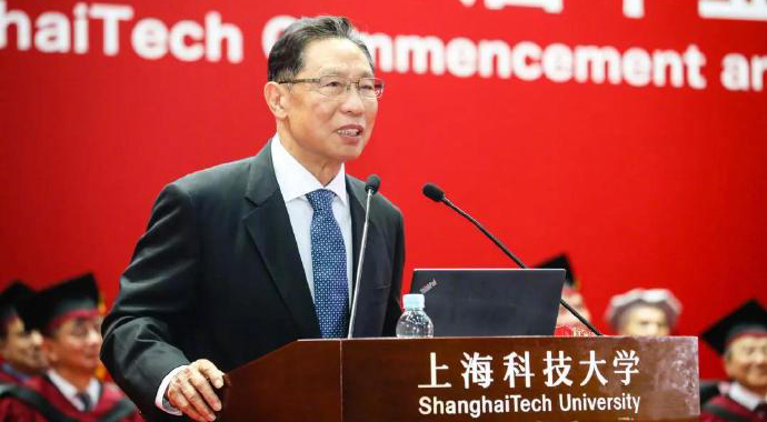 钟南山谈中国疫苗研发慢的原因：没病人了