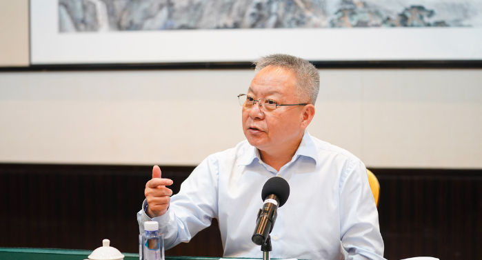 沈晓明在深圳主持召开湘商座谈会：更好推动湖南发展和湘商兴业同频共振