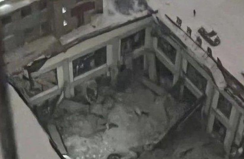 黑龙江桦南县坍塌体育馆从竣工到验收长达两年 建设单位已于2022年注销