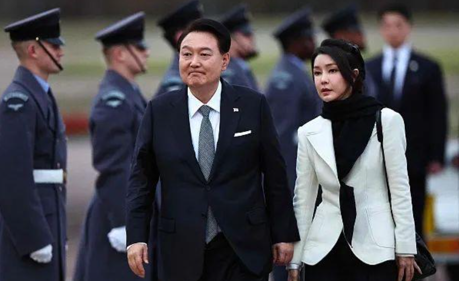 韩国学者费解：他访问英国为什么要攻击中国？