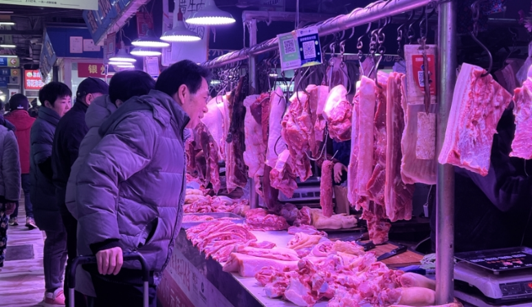 囤年货，长沙猪肉价格小幅上涨