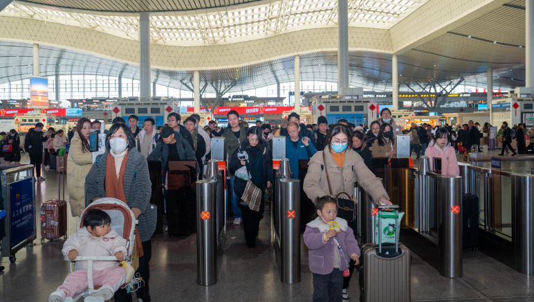 正月初五湖南各车站预计发送旅客62.7万人次