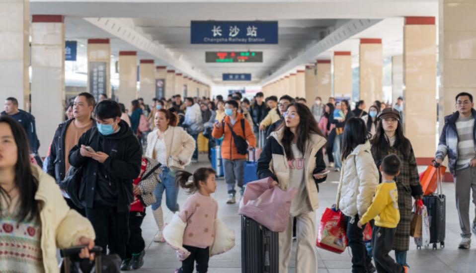 湖南铁路连续3天单日到发旅客超120万人次