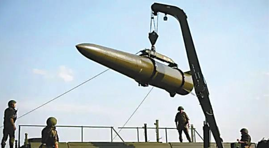 俄军准备战术核武器演习受关注，俄军事专家：向西方国家发出明确信号