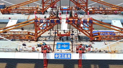 一&ldquo;跨&rdquo;越湘江！湘潭杨梅洲大桥合龙