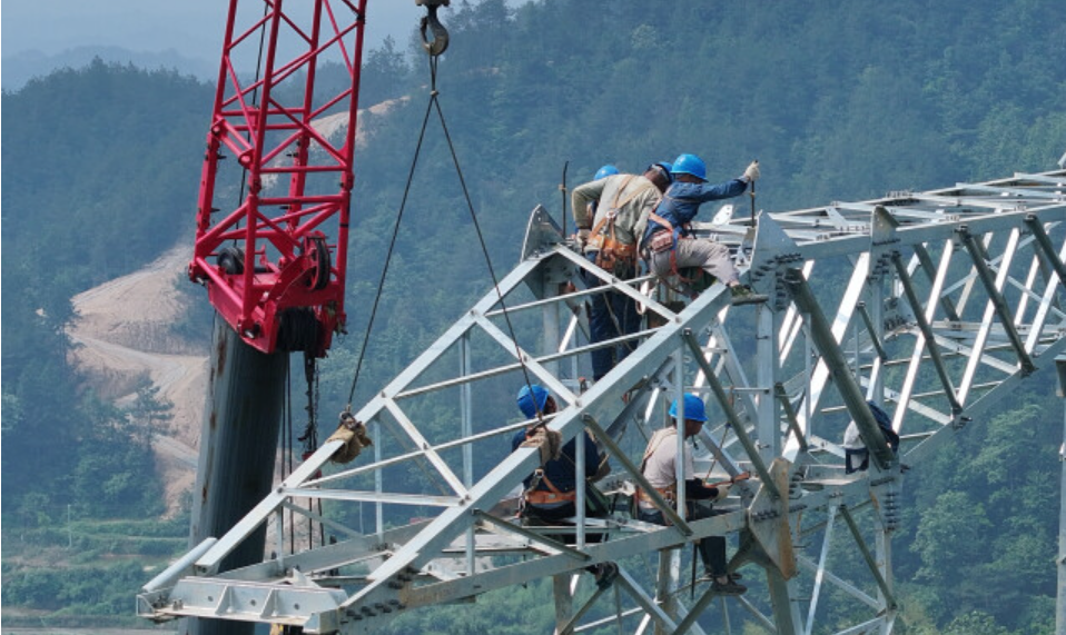湖南电网23个迎峰度夏工程全速推进