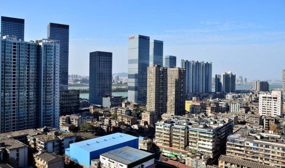 长沙楼市假期迎看房小高峰，部分国企开发项目试点&ldquo;7天无理由退定金&rdquo;