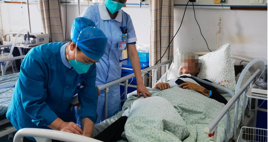 &ldquo;医疗护理员&rdquo;成陪护新选择，湖南多家医院试点免陪照护服务