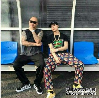 中国有嘻哈第十期四位帮唱嘉宾是谁 中国有嘻哈四位嘉宾个人资料是谁 中国有嘻哈第十期四位帮唱嘉宾是谁 中国有嘻哈四位嘉宾个人资料是谁