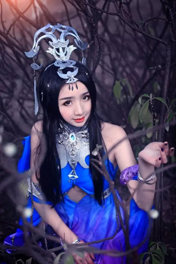 《剑网3》五毒御姐cos照 《剑网3》五毒御姐cos照