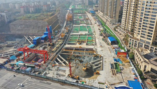长沙湘雅路过江隧道进入基坑开挖阶段，计划2023年通车