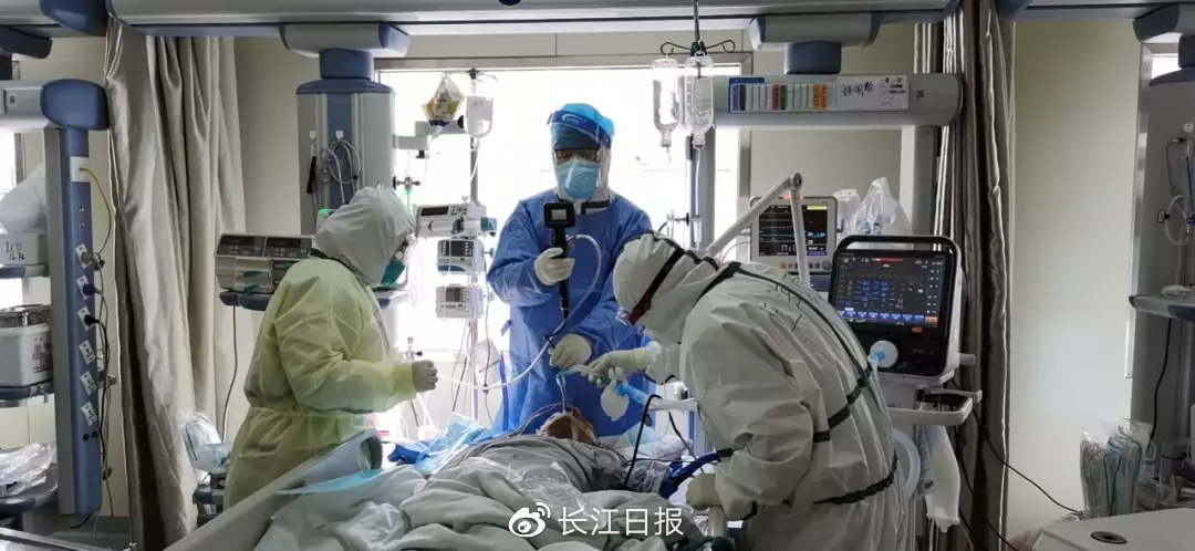 中央指导组专家：新冠肺炎重症救治难度比SARS高